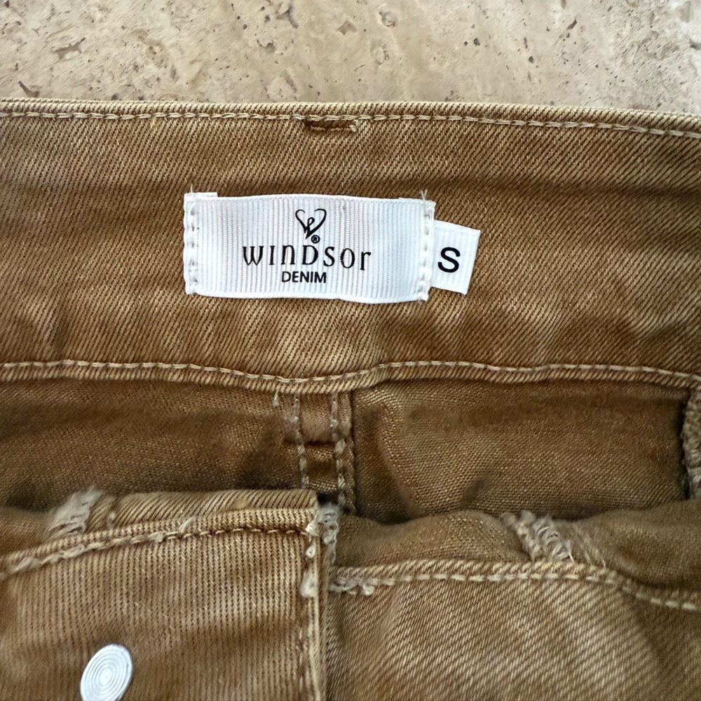WINDSOR Belted Cargo Mini Skirt - Picture 6 of 7
